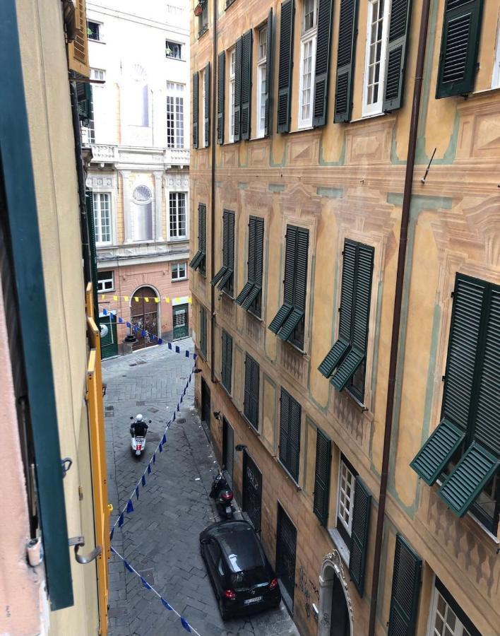 Center And Aquarium Apartment Genoa